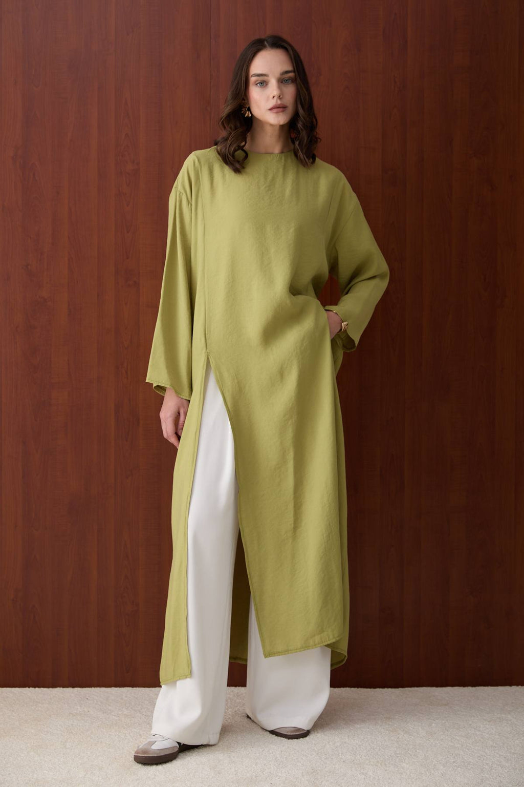 SLIT TUNIC
