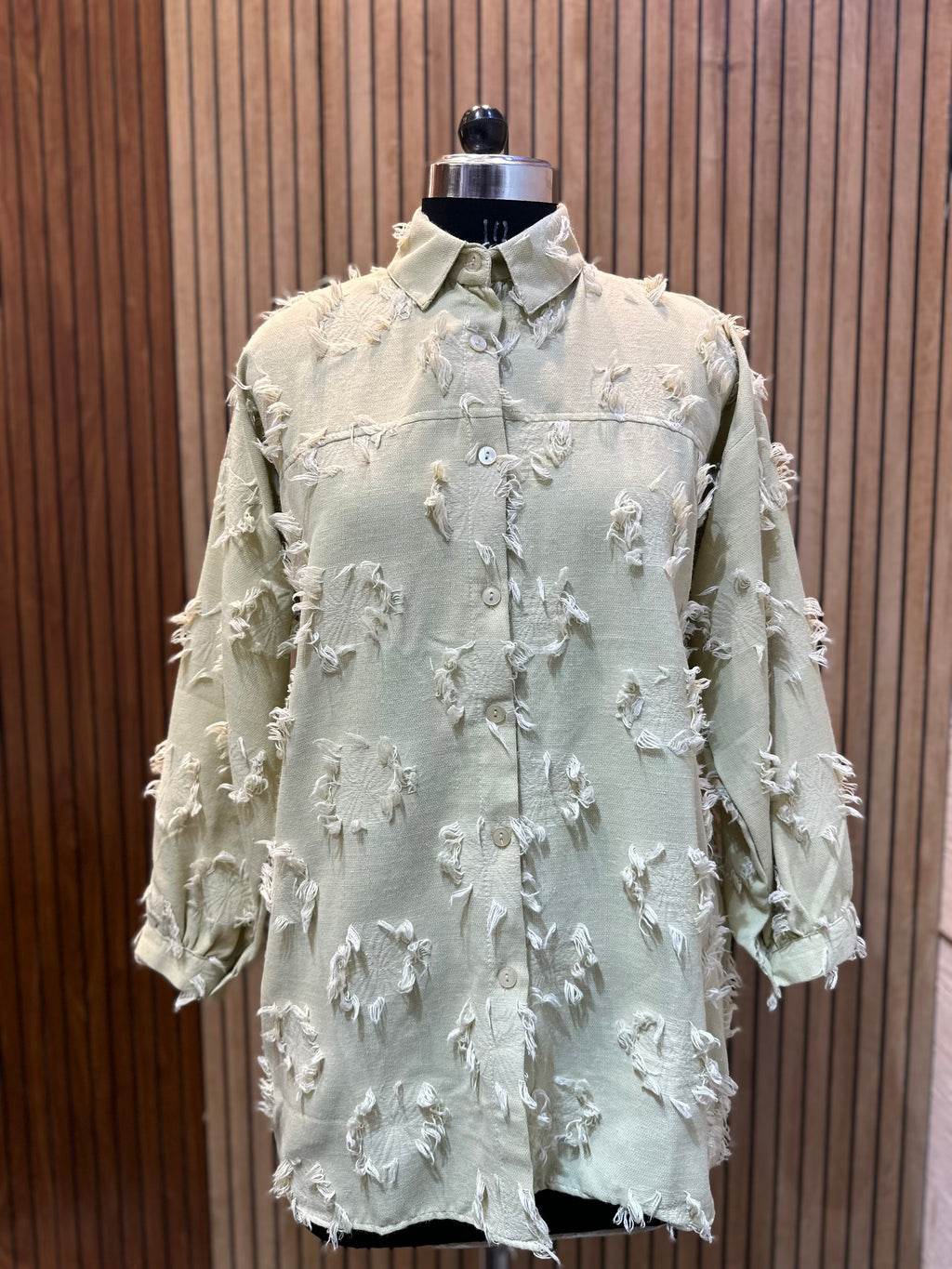 OVERSIZED SHIRT