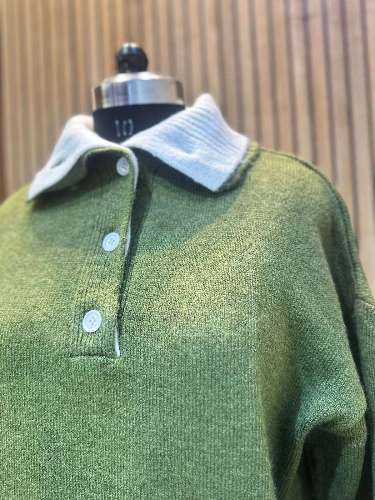 KNITWEAR TOP