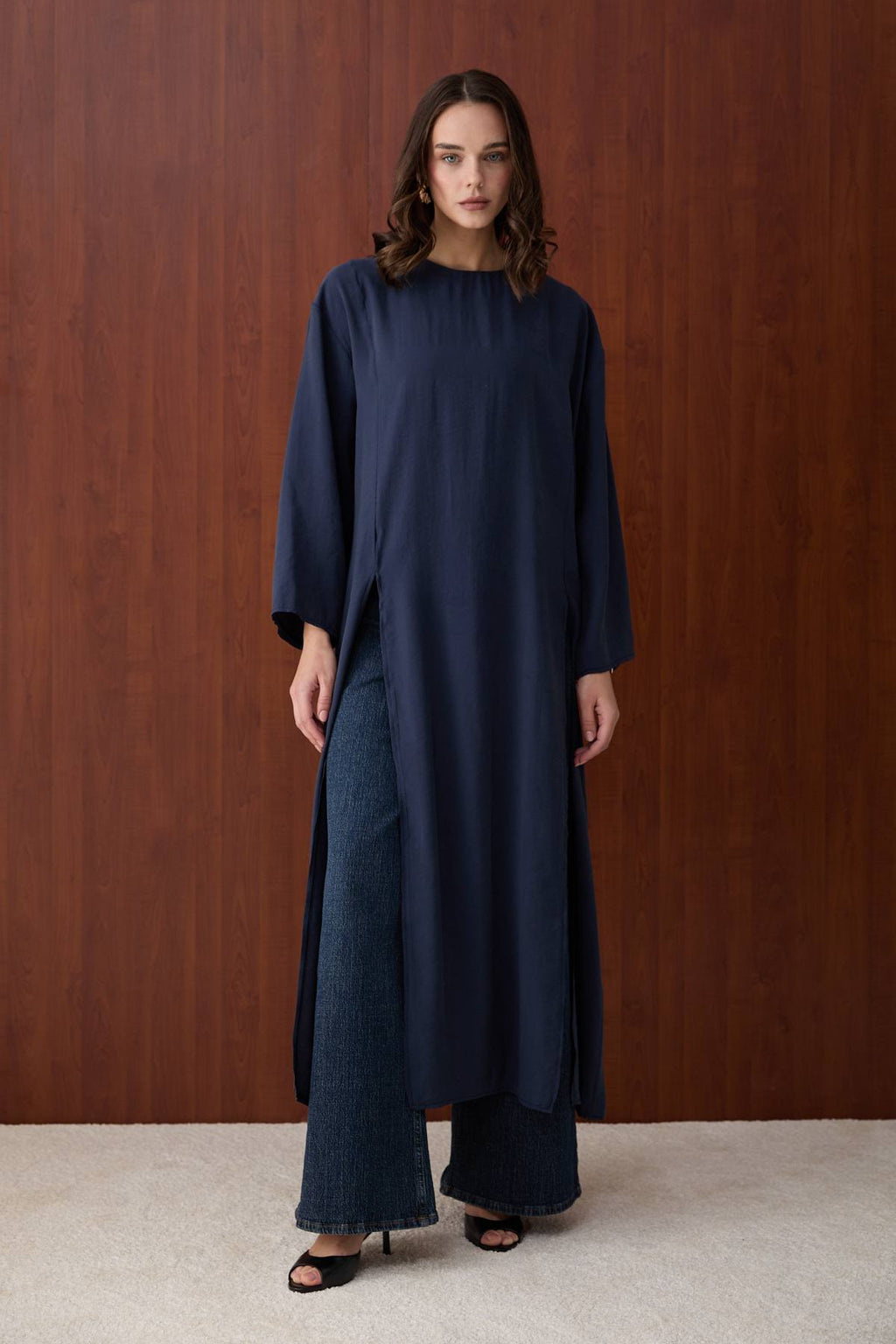 SLIT TUNIC