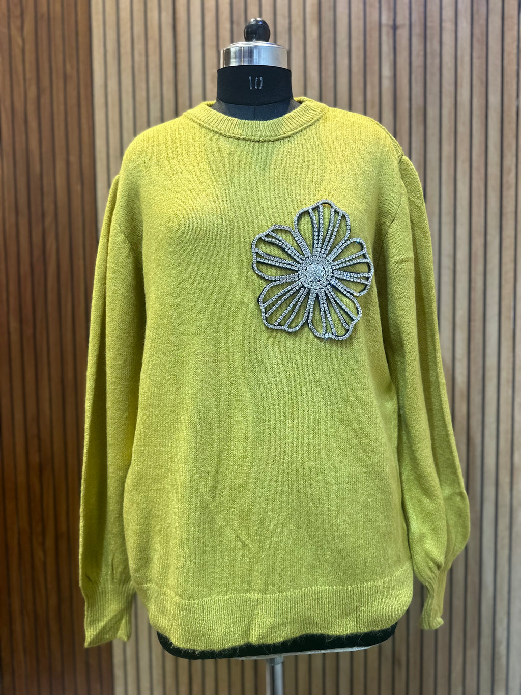 KNITWEAR TOP