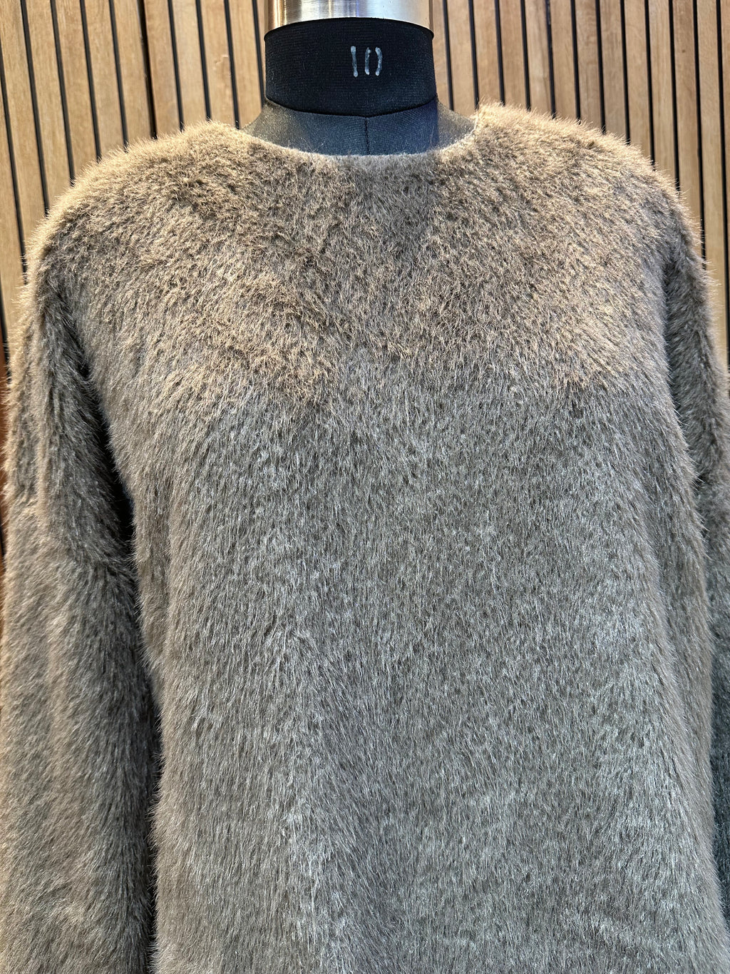 KNITWEAR TOP