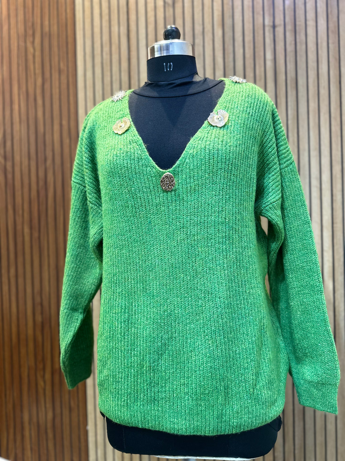 KNITWEAR TOP