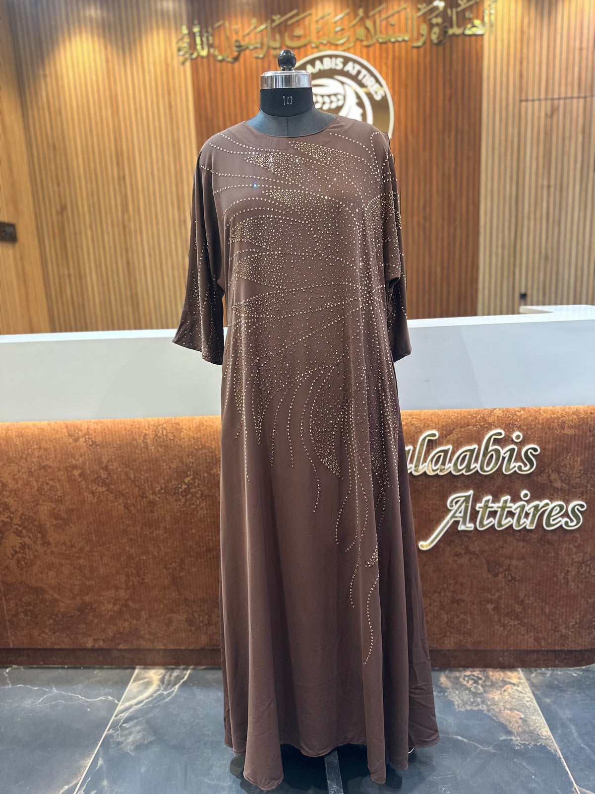 DRESS