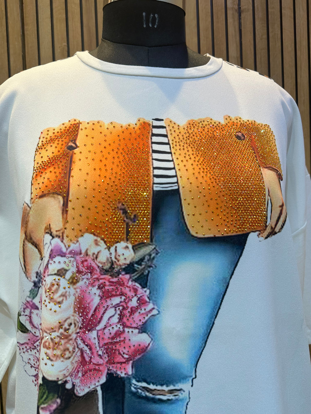 OVERSIZED T-SHIRT