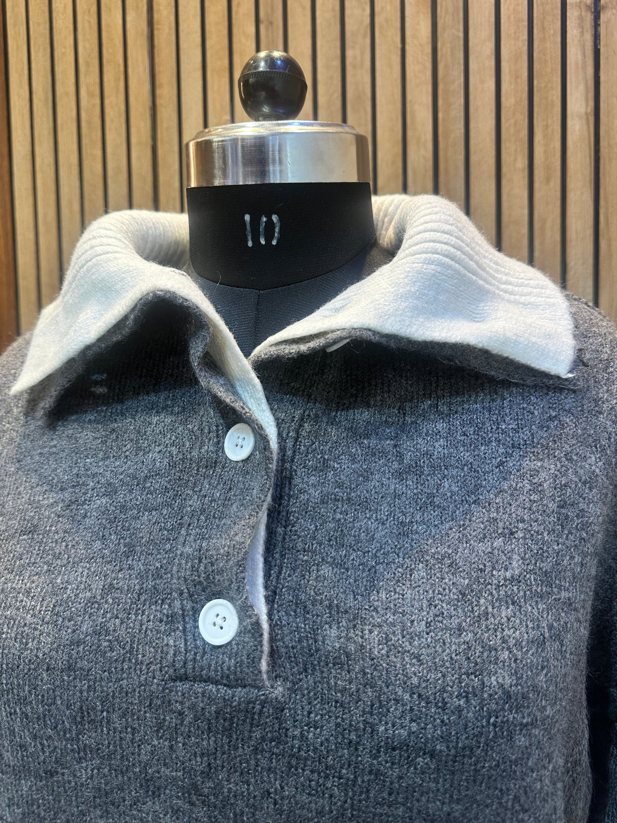 KNITWEAR TOP
