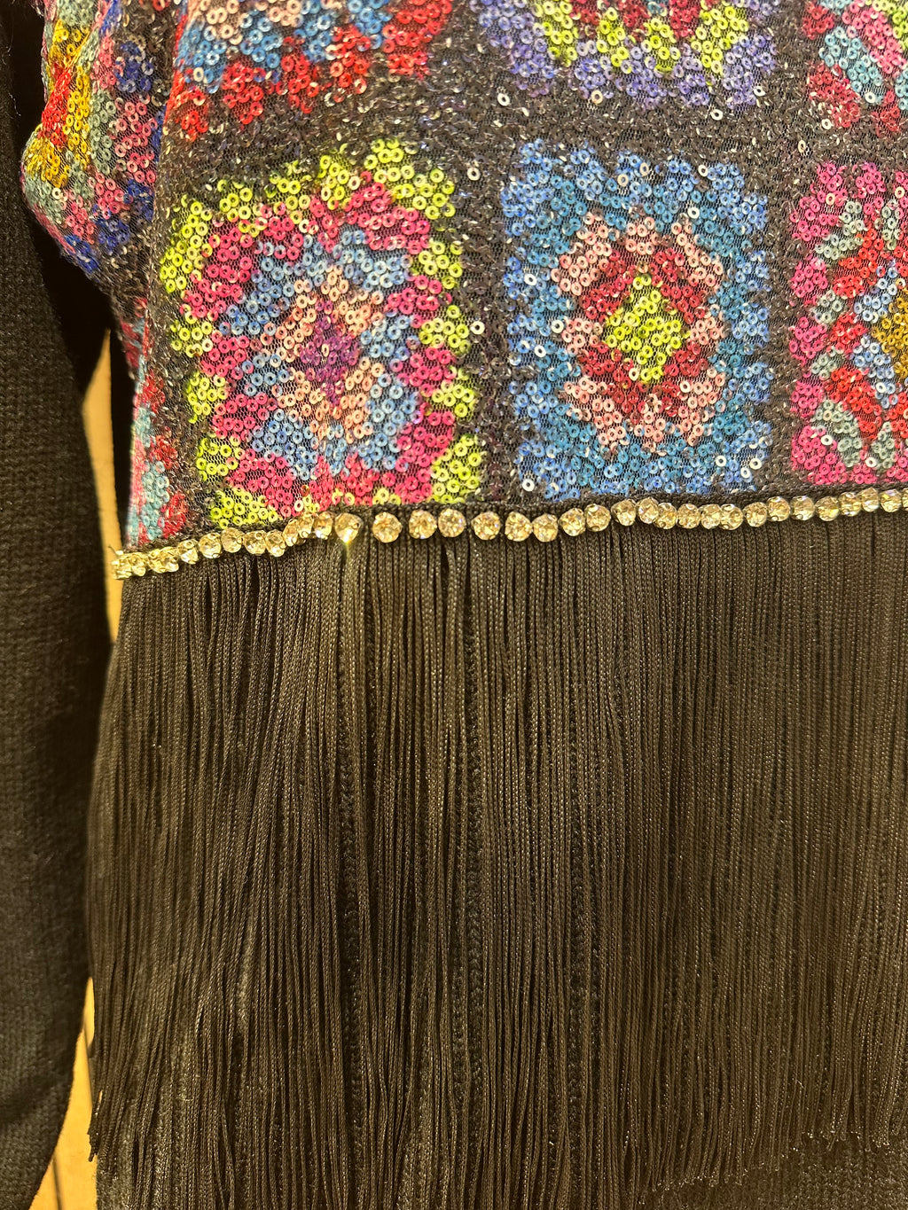 SEQUENCED KNITWEAR TOP
