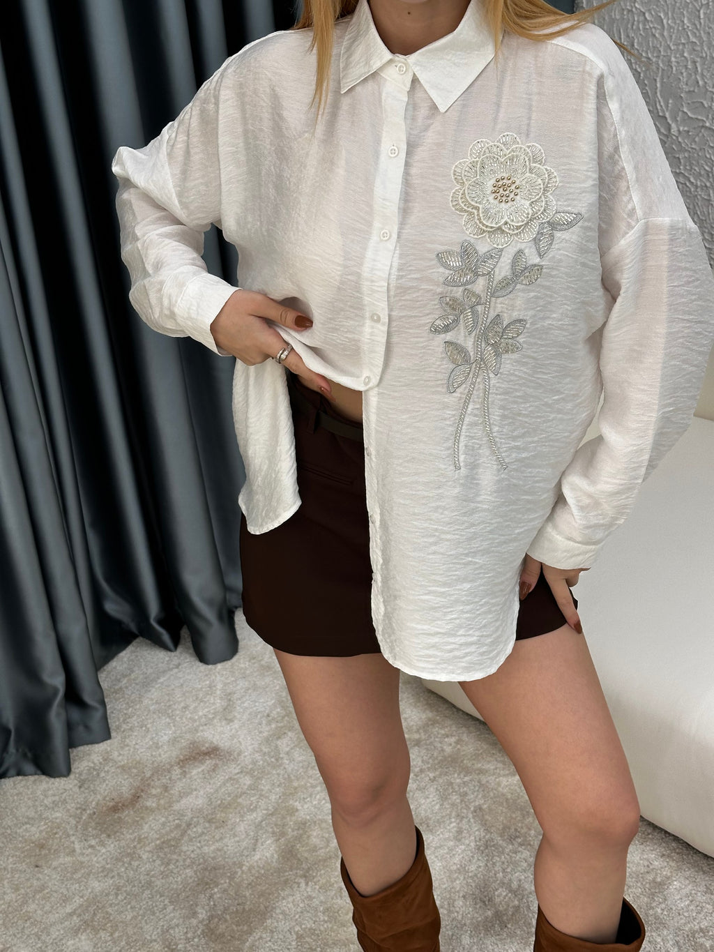 OVERSIZED SHIRT