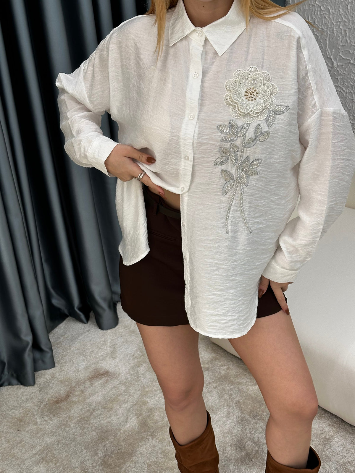 OVERSIZED SHIRT