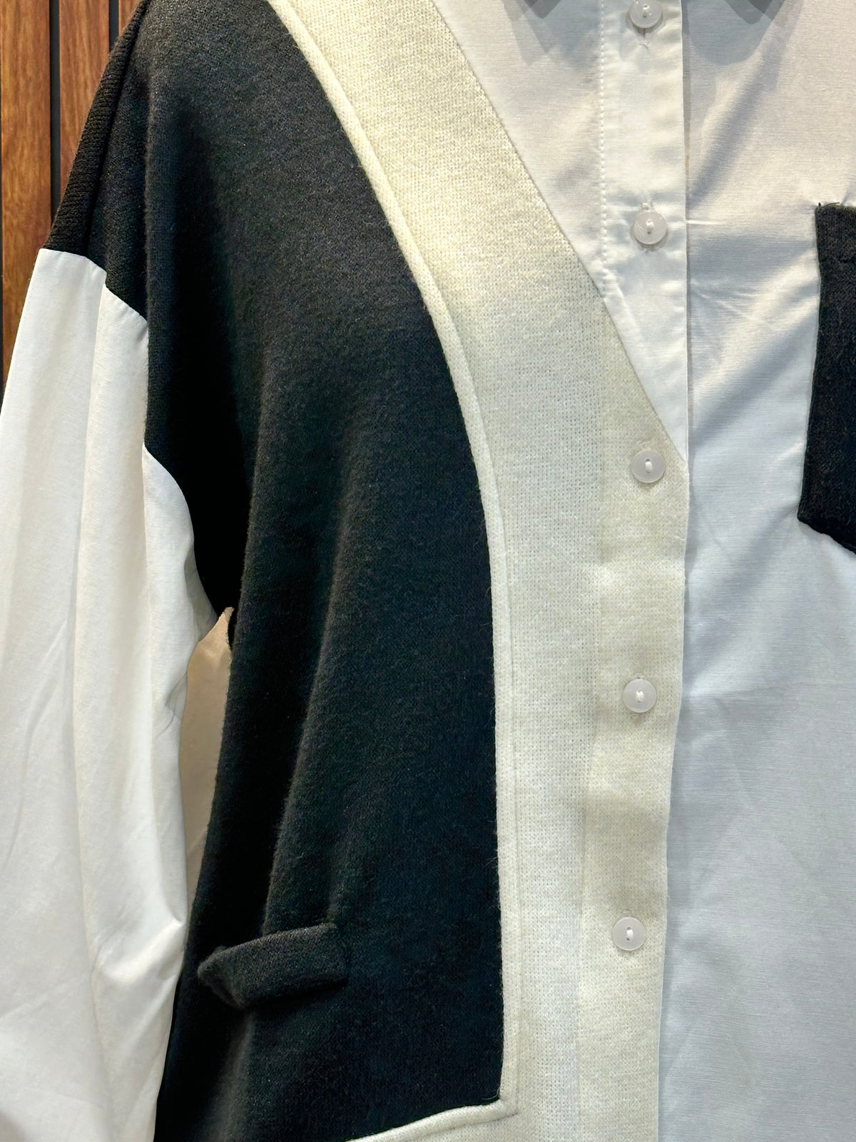 OVERSIZED SHIRT