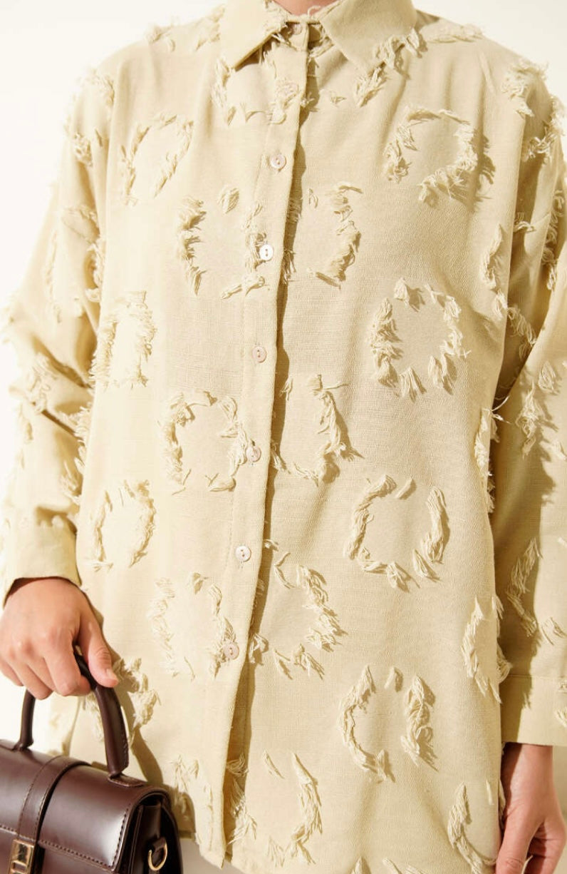 OVERSIZED SHIRT