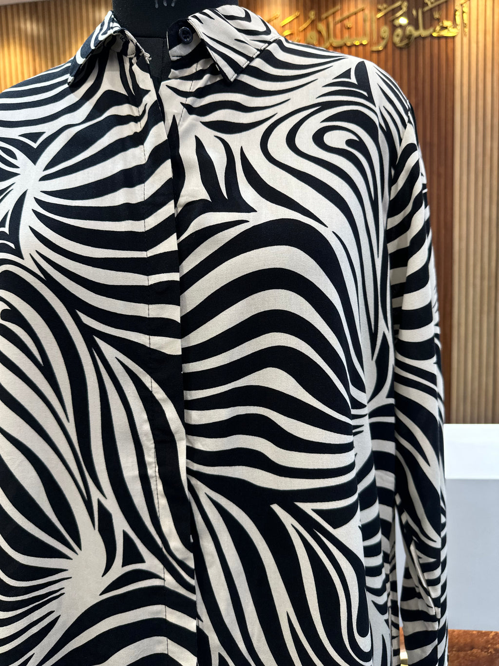 PRINTED SHIRT